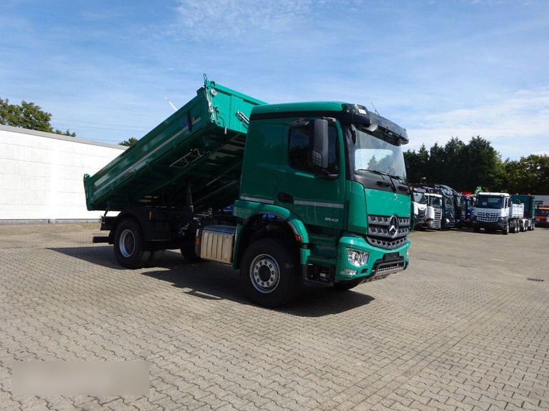 Mercedes-Benz 1843 Arocs 3 way Meiller tipper - Truk jungkit: gambar 2 Mercedes-Benz 1843 Arocs 3 way Meiller tipper - Truk jungkit: gambar 2
