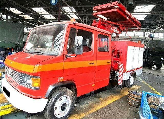 Mercedes-Benz 814 DHL ATLAS RAIL ROAD RAILWAY ZWEIWEG - Truk pemadam kebakaran: gambar 2 Mercedes-Benz 814 DHL ATLAS RAIL ROAD RAILWAY ZWEIWEG - Truk pemadam kebakaran: gambar 2