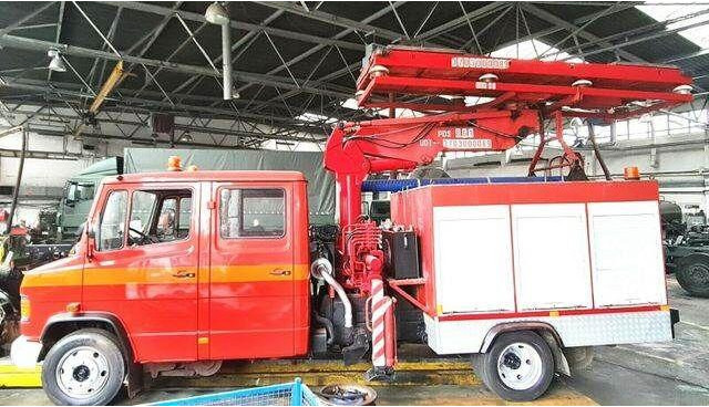Mercedes-Benz 814 DHL ATLAS RAIL ROAD RAILWAY ZWEIWEG - Truk pemadam kebakaran: gambar 1 Mercedes-Benz 814 DHL ATLAS RAIL ROAD RAILWAY ZWEIWEG - Truk pemadam kebakaran: gambar 1