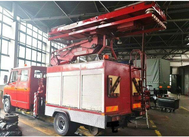 Mercedes-Benz 814 DHL ATLAS RAIL ROAD RAILWAY ZWEIWEG - Truk pemadam kebakaran: gambar 3 Mercedes-Benz 814 DHL ATLAS RAIL ROAD RAILWAY ZWEIWEG - Truk pemadam kebakaran: gambar 3
