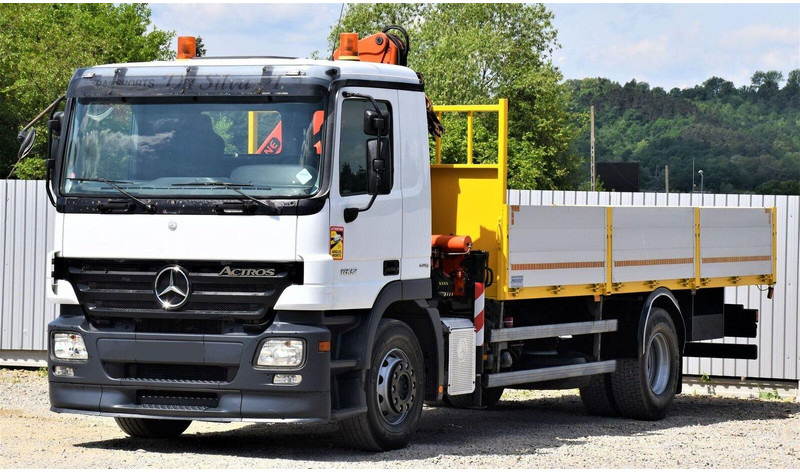 Mercedes-Benz ACTROS 1832 - Truk jungkit, Truk derek: gambar 4 Mercedes-Benz ACTROS 1832 - Truk jungkit, Truk derek: gambar 4
