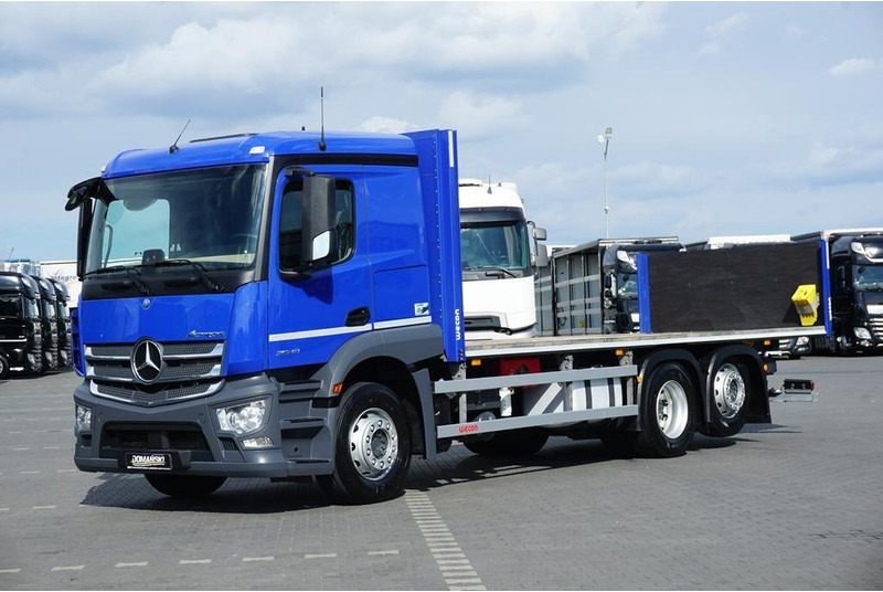 Mercedes-Benz ACTROS / 2543 / ACC / E 6 / PEŁNY ADR / PLATFORMA / ZAWIESIE POD - Truk flatbed: gambar 2 Mercedes-Benz ACTROS / 2543 / ACC / E 6 / PEŁNY ADR / PLATFORMA / ZAWIESIE POD - Truk flatbed: gambar 2