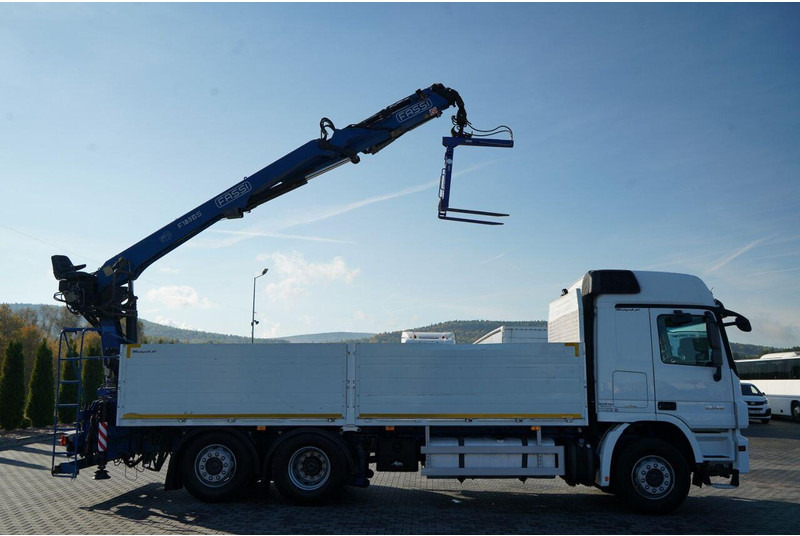 Mercedes-Benz ACTROS 2548 / 6x2 / BURTOWA - 6,5 M / OŚ PODNOSZONA / HDS FASSI - Truk flatbed, Truk derek: gambar 5 Mercedes-Benz ACTROS 2548 / 6x2 / BURTOWA - 6,5 M / OŚ PODNOSZONA / HDS FASSI - Truk flatbed, Truk derek: gambar 5