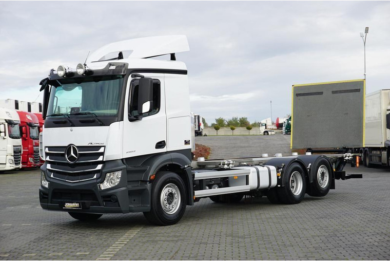 Mercedes-Benz ACTROS / 2553 / ACC / E 6 / BDF + WINDA / 7.15 , 7.45, 7.82 M / - Truk sasis: gambar 2 Mercedes-Benz ACTROS / 2553 / ACC / E 6 / BDF + WINDA / 7.15 , 7.45, 7.82 M / - Truk sasis: gambar 2