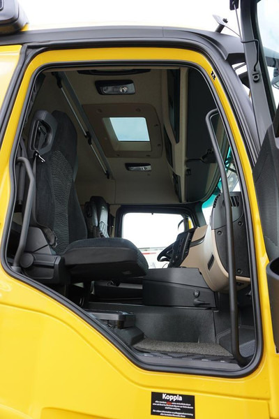 Truk berpendingin Mercedes-Benz ACTROS / 2853 / ACC / E 6 / MP 5 / CHŁODNIA + WINDA / 18 PALET /: gambar 8