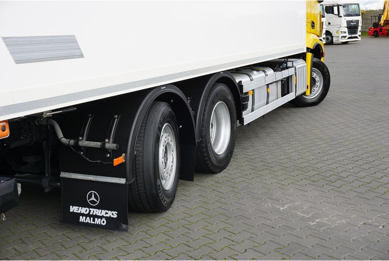 Truk berpendingin Mercedes-Benz ACTROS / 2853 / ACC / E 6 / MP 5 / CHŁODNIA + WINDA / 18 PALET /: gambar 19