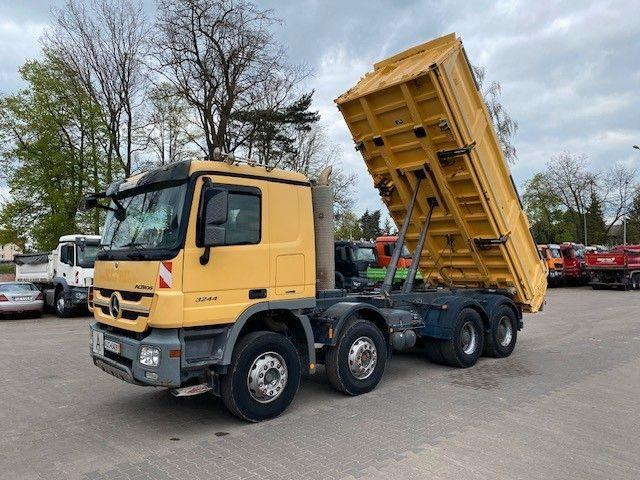 Mercedes-Benz ACTROS 3244 MP3 - Truk jungkit: gambar 1 Mercedes-Benz ACTROS 3244 MP3 - Truk jungkit: gambar 1