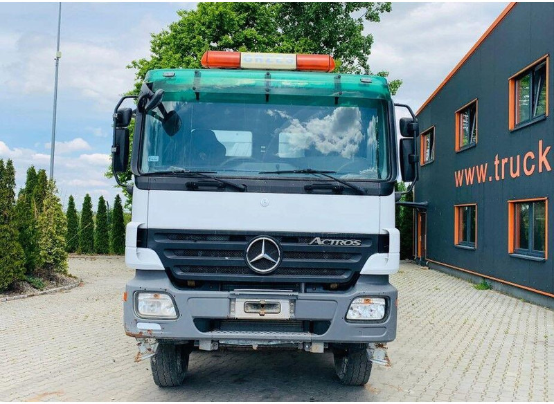 Mercedes-Benz ACTROS 4144 8x8 Tipper - Truk jungkit: gambar 2 Mercedes-Benz ACTROS 4144 8x8 Tipper - Truk jungkit: gambar 2
