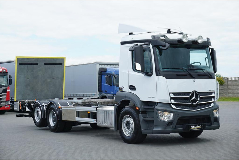 Mercedes-Benz ANTOS / 2535 / ACC / E 6 / BDF + WINDA / 7.15 , 7.45, 7.82 M / O - Pengangkut kontainer/ Container truck: gambar 1 Mercedes-Benz ANTOS / 2535 / ACC / E 6 / BDF + WINDA / 7.15 , 7.45, 7.82 M / O - Pengangkut kontainer/ Container truck: gambar 1