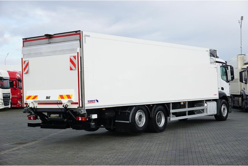 Mercedes-Benz ANTOS / 2535 / EURO 6 / CHŁODNIA + WINDA / 23 PALETY / OŚ SKRĘTN - Truk berpendingin: gambar 5 Mercedes-Benz ANTOS / 2535 / EURO 6 / CHŁODNIA + WINDA / 23 PALETY / OŚ SKRĘTN - Truk berpendingin: gambar 5