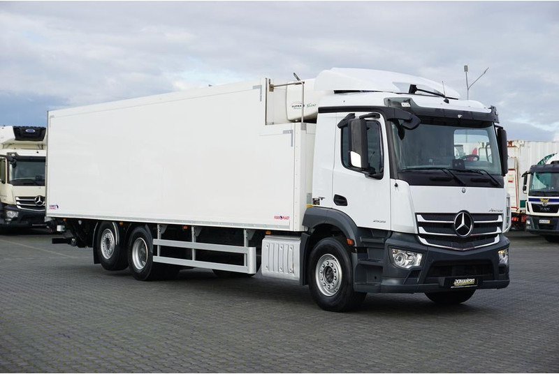 Mercedes-Benz ANTOS / 2535 / EURO 6 / CHŁODNIA + WINDA / 23 PALETY / OŚ SKRĘTN - Truk berpendingin: gambar 2 Mercedes-Benz ANTOS / 2535 / EURO 6 / CHŁODNIA + WINDA / 23 PALETY / OŚ SKRĘTN - Truk berpendingin: gambar 2