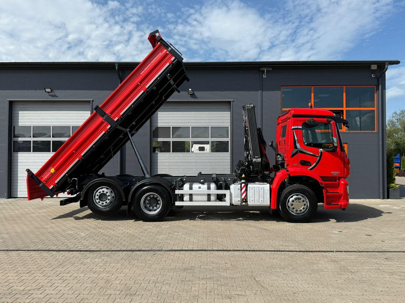 Mercedes-Benz AROCS 2532 // E6 // wywrotka 3-Stronna + HIAB HIDUO 158 B-2 // 6 - Truk jungkit, Truk derek: gambar 2 Mercedes-Benz AROCS 2532 // E6 // wywrotka 3-Stronna + HIAB HIDUO 158 B-2 // 6 - Truk jungkit, Truk derek: gambar 2