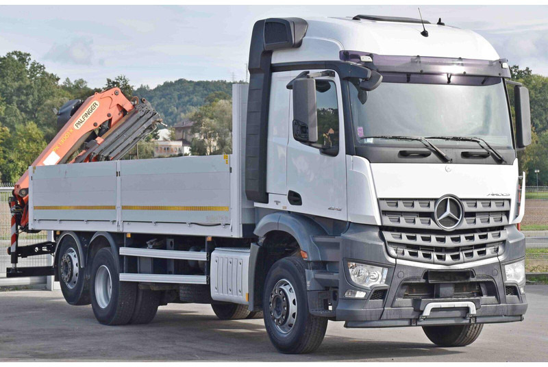 Mercedes-Benz AROCS 2542 - Truk flatbed, Truk derek: gambar 3 Mercedes-Benz AROCS 2542 - Truk flatbed, Truk derek: gambar 3