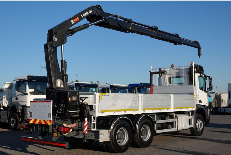 Mercedes-Benz AROCS 2633 / 6x4 / SKRZYNIOWY - 6,5 M / HDS HIAB 188 b-3 wysów: - Truk flatbed, Truk derek: gambar 4 Mercedes-Benz AROCS 2633 / 6x4 / SKRZYNIOWY - 6,5 M / HDS HIAB 188 b-3 wysów: - Truk flatbed, Truk derek: gambar 4