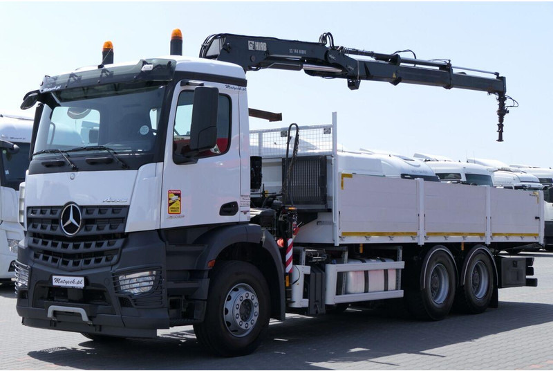 Mercedes-Benz AROCS 2633 - Truk flatbed, Truk derek: gambar 1 Mercedes-Benz AROCS 2633 - Truk flatbed, Truk derek: gambar 1