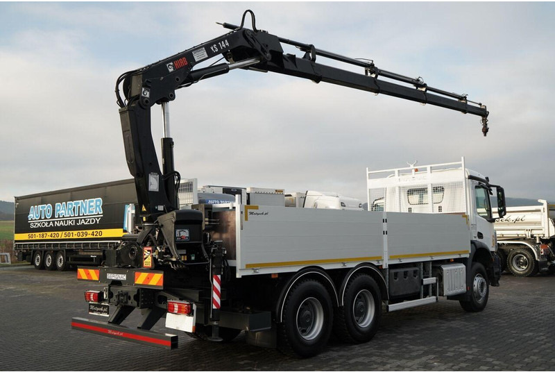 Mercedes-Benz AROCS 2640 / 6x4 / SKRZYNIOWY - 6,5 M / HDS HIAB 144 / wysów: 12 - Truk flatbed, Truk derek: gambar 4 Mercedes-Benz AROCS 2640 / 6x4 / SKRZYNIOWY - 6,5 M / HDS HIAB 144 / wysów: 12 - Truk flatbed, Truk derek: gambar 4