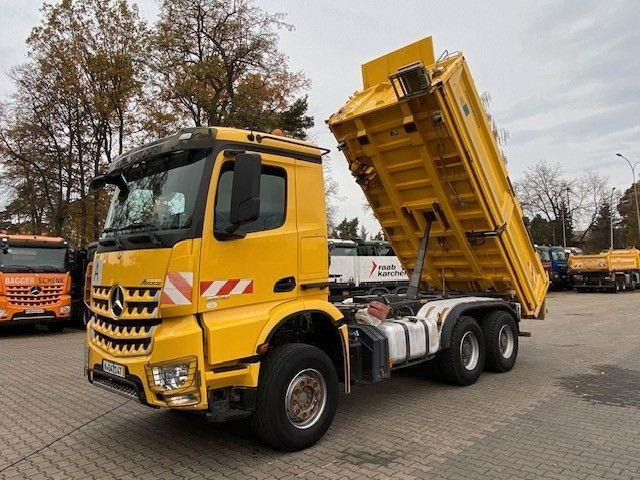 Mercedes-Benz AROCS 2648 - Truk jungkit: gambar 1 Mercedes-Benz AROCS 2648 - Truk jungkit: gambar 1