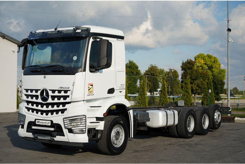 Mercedes-Benz AROCS 3248 / 8X4 / TRIDEM / RAMA POD ZABUDOWE 8 M / OŚ SKRETNA I - Truk sasis: gambar 3 Mercedes-Benz AROCS 3248 / 8X4 / TRIDEM / RAMA POD ZABUDOWE 8 M / OŚ SKRETNA I - Truk sasis: gambar 3