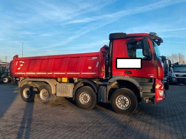 Mercedes-Benz AROCS 4148 8x4 EUR 6 KIPPER MEILLER BORDMATIK - Truk jungkit: gambar 2 Mercedes-Benz AROCS 4148 8x4 EUR 6 KIPPER MEILLER BORDMATIK - Truk jungkit: gambar 2