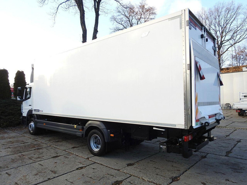 Truk berpendingin Mercedes-Benz ATEGO 12.24 KONTENER CHŁODNIA -10*C WINDA 16 PALET FUNKCJA GRZAN: gambar 9 Truk berpendingin Mercedes-Benz ATEGO 12.24 KONTENER CHŁODNIA -10*C WINDA 16 PALET FUNKCJA GRZAN: gambar 9