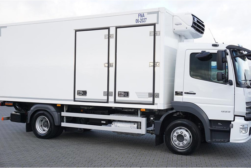 Truk berpendingin Mercedes-Benz ATEGO / 1223 / ACC / EURO 6 / CHŁODNIA + WINDA / MULTITEMPERATUR: gambar 17