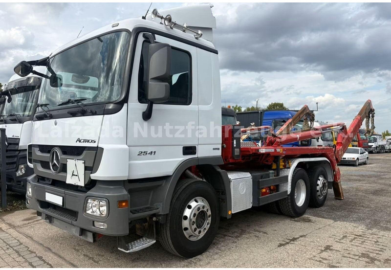 Mercedes-Benz Actros 2541 - Meiller AK 16 T Absetzkipper - Truk skip loader: gambar 3 Mercedes-Benz Actros 2541 - Meiller AK 16 T Absetzkipper - Truk skip loader: gambar 3