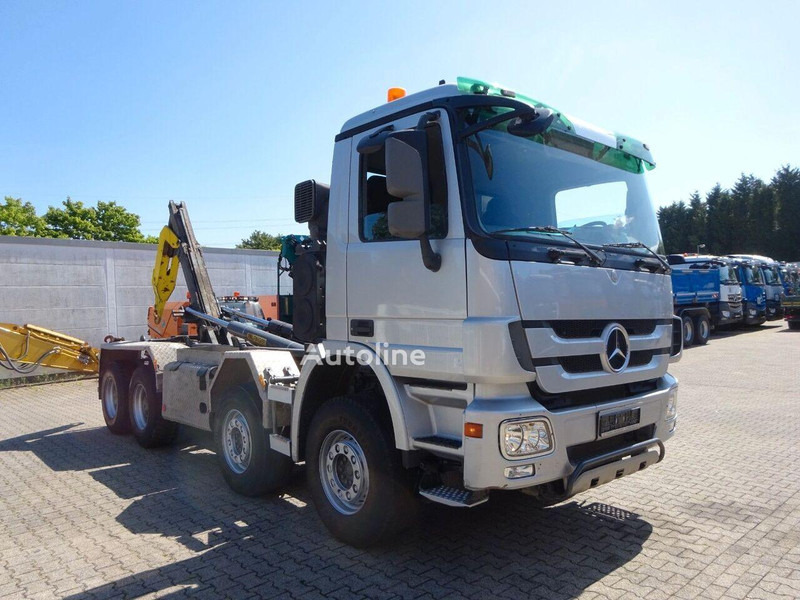 Mercedes-Benz Actros 3244 - Hook lift truck 8x4 - Hook lift, Truk derek: gambar 2 Mercedes-Benz Actros 3244 - Hook lift truck 8x4 - Hook lift, Truk derek: gambar 2