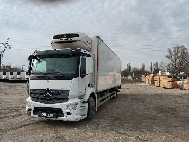Mercedes-Benz Antos 1830 - TK T-1200R + ATP 8.7meter - Truk berpendingin: gambar 2 Mercedes-Benz Antos 1830 - TK T-1200R + ATP 8.7meter - Truk berpendingin: gambar 2