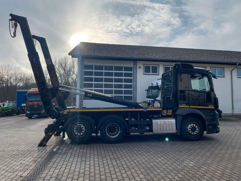 Mercedes-Benz Antos 2545 - Meiller AK 16 MT Absetzkipper - Truk skip loader: gambar 3 Mercedes-Benz Antos 2545 - Meiller AK 16 MT Absetzkipper - Truk skip loader: gambar 3