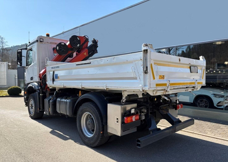 Mercedes-Benz Arocs 1840 - 3 way tipper truck + crane - Truk jungkit, Truk derek: gambar 4 Mercedes-Benz Arocs 1840 - 3 way tipper truck + crane - Truk jungkit, Truk derek: gambar 4