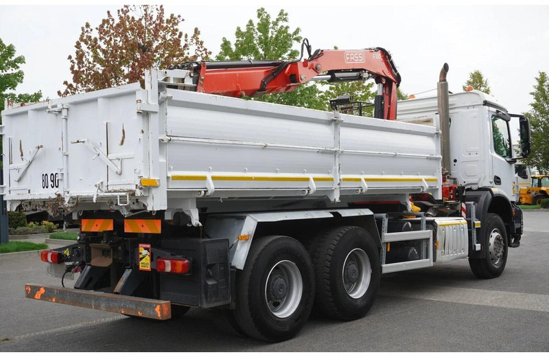 Mercedes-Benz Arocs 2636 - 3 way tipper + crane 6x4 - Truk jungkit, Truk derek: gambar 3 Mercedes-Benz Arocs 2636 - 3 way tipper + crane 6x4 - Truk jungkit, Truk derek: gambar 3