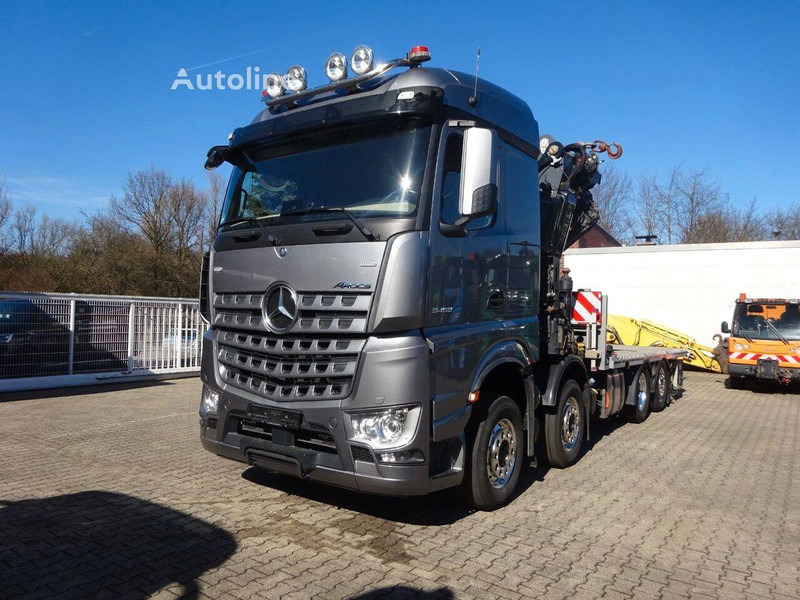 Mercedes-Benz Arocs 3453 8x2 Open Flatbed + Crane Fassi F820 - Truk flatbed, Truk derek: gambar 2 Mercedes-Benz Arocs 3453 8x2 Open Flatbed + Crane Fassi F820 - Truk flatbed, Truk derek: gambar 2