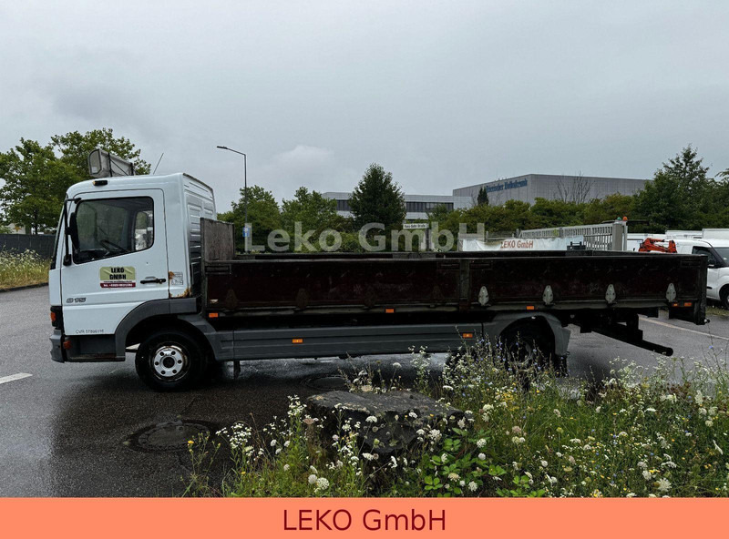 Mercedes-Benz Atego 815 - Truk flatbed: gambar 4 Mercedes-Benz Atego 815 - Truk flatbed: gambar 4
