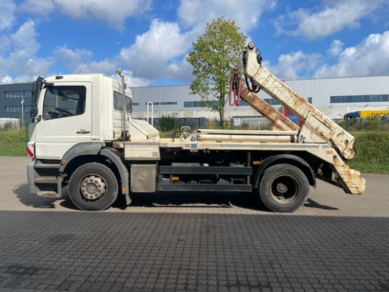 Mercedes-Benz Axor 1833 - Meiller AK12LT Absetzkipper - Truk skip loader: gambar 5 Mercedes-Benz Axor 1833 - Meiller AK12LT Absetzkipper - Truk skip loader: gambar 5