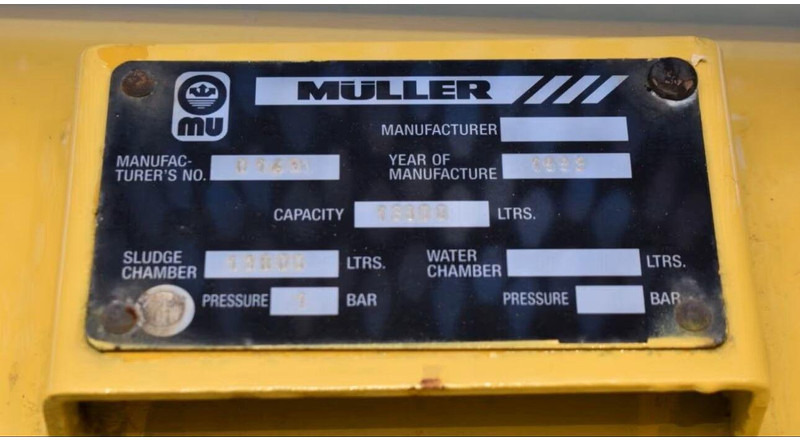 Leasing Mercedes-Benz Axor 2533 - Vacuum truck Mercedes-Benz Axor 2533 - Vacuum truck: gambar 18 Leasing Mercedes-Benz Axor 2533 - Vacuum truck Mercedes-Benz Axor 2533 - Vacuum truck: gambar 18