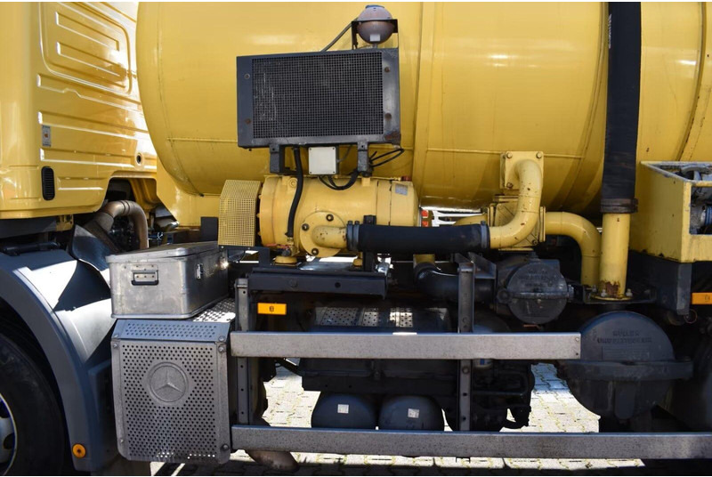 Leasing Mercedes-Benz Axor 2533 - Vacuum truck Mercedes-Benz Axor 2533 - Vacuum truck: gambar 10 Leasing Mercedes-Benz Axor 2533 - Vacuum truck Mercedes-Benz Axor 2533 - Vacuum truck: gambar 10
