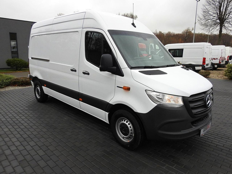 Mercedes-Benz ESPRINTER NOWY ELEKTRYCZNY FURGON AUTOMAT GWARANCJA 95KM [ 607 - Van box, Van listrik: gambar 4 Mercedes-Benz ESPRINTER NOWY ELEKTRYCZNY FURGON AUTOMAT GWARANCJA 95KM [ 607 - Van box, Van listrik: gambar 4