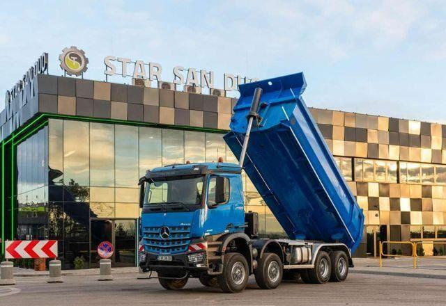 Mercedes-Benz MERCEDES BENZ Arocs 4142 8x8 Carnehl Tipper - Truk jungkit, Truk derek: gambar 1 Mercedes-Benz MERCEDES BENZ Arocs 4142 8x8 Carnehl Tipper - Truk jungkit, Truk derek: gambar 1