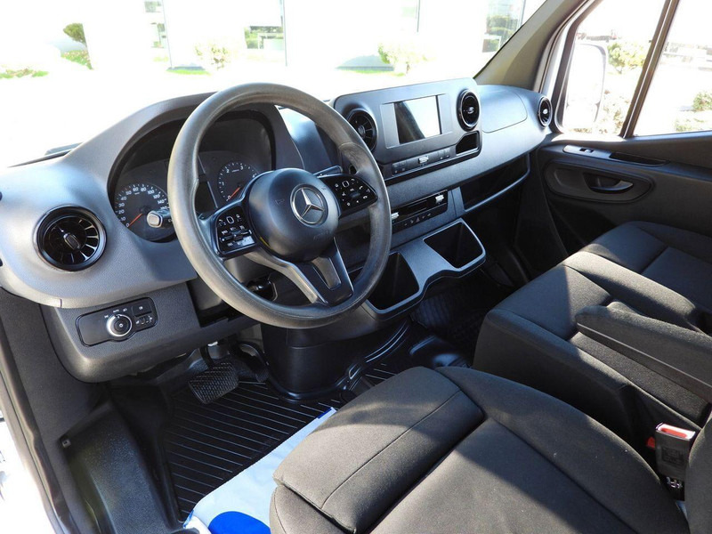 Mercedes-Benz SPRINTER 316 - Bus mini, Van penumpang: gambar 2 Mercedes-Benz SPRINTER 316 - Bus mini, Van penumpang: gambar 2