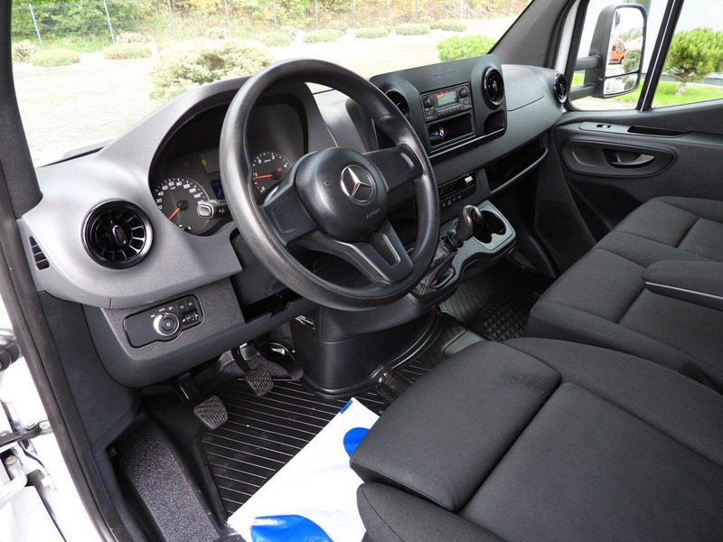 Mercedes-Benz SPRINTER 316 PLANDEKA 10 PALET BLIŹNIACZE KOŁA KLIMATYZACJA 165 - Van dengan terpal samping: gambar 2 Mercedes-Benz SPRINTER 316 PLANDEKA 10 PALET BLIŹNIACZE KOŁA KLIMATYZACJA 165 - Van dengan terpal samping: gambar 2