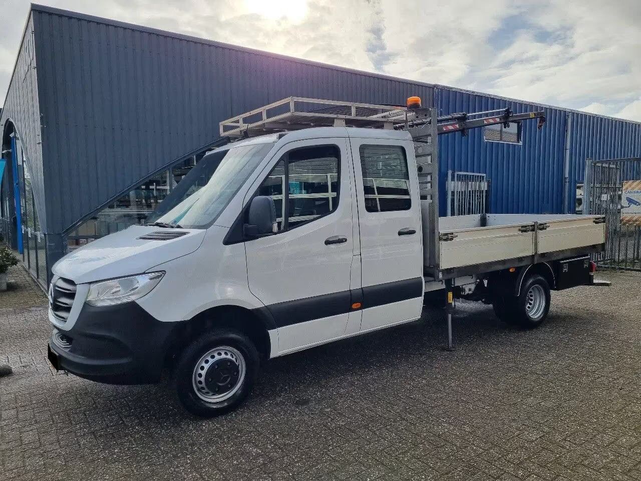 Mercedes-Benz Sprinter 514 CDI / Hiab Crane - Van flatbed: gambar 1 Mercedes-Benz Sprinter 514 CDI / Hiab Crane - Van flatbed: gambar 1