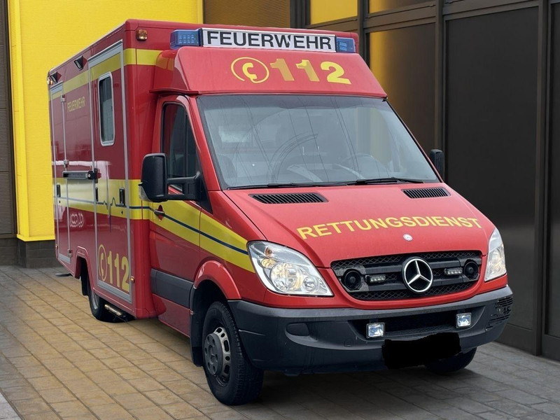 Mercedes-Benz Sprinter 516 CDI Ambulance car - Ambulans: gambar 2 Mercedes-Benz Sprinter 516 CDI Ambulance car - Ambulans: gambar 2
