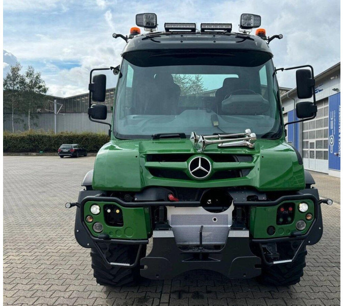 Mercedes-Benz Unimog U430 4x4 Tipper - Truk jungkit: gambar 2 Mercedes-Benz Unimog U430 4x4 Tipper - Truk jungkit: gambar 2