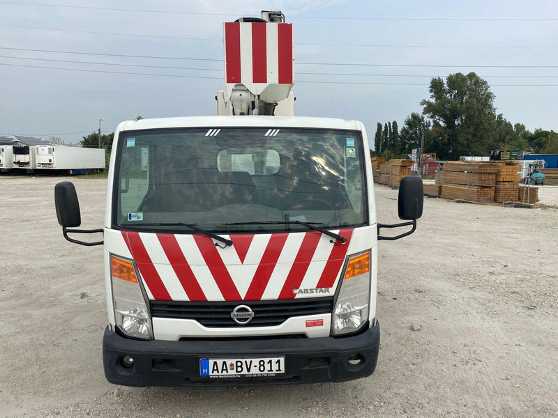 Nissan Cabstar 35.14 - ISOLI Lifting Basket - 14m - Platform udara yang dipasang di truk: gambar 3 Nissan Cabstar 35.14 - ISOLI Lifting Basket - 14m - Platform udara yang dipasang di truk: gambar 3