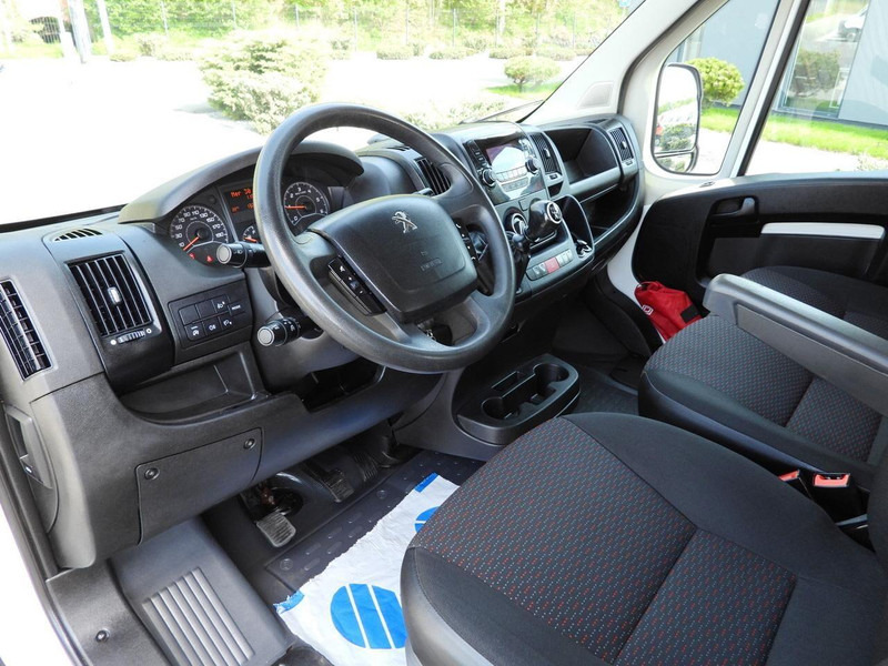 Peugeot BOXER WYWROTKA PODWÓJNA KABINA DOKA 7 MIEJSC TEMPOMAT KLIMATYZA - Truk jungkit: gambar 2 Peugeot BOXER WYWROTKA PODWÓJNA KABINA DOKA 7 MIEJSC TEMPOMAT KLIMATYZA - Truk jungkit: gambar 2