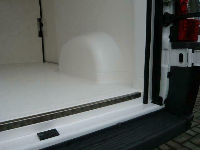 Peugeot Boxer - Refrigerator van - Van berpendingin: gambar 5 Peugeot Boxer - Refrigerator van - Van berpendingin: gambar 5