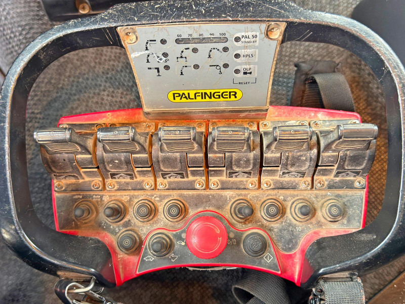 Renault C430 * PALFINGER PK 18002 - EHC + FUNK/ 6x4 - Truk flatbed, Truk derek: gambar 4 Renault C430 * PALFINGER PK 18002 - EHC + FUNK/ 6x4 - Truk flatbed, Truk derek: gambar 4