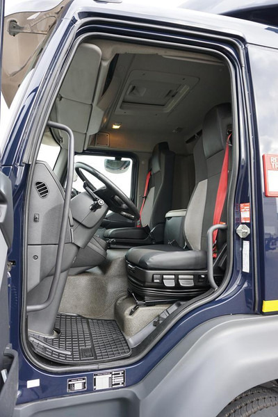 Truk dengan terpal samping Renault D 16 / 280 / ACC / E 6 / BURTOFIRANKA + WINDA / ŁAD. 8 580 KG /: gambar 7 Truk dengan terpal samping Renault D 16 / 280 / ACC / E 6 / BURTOFIRANKA + WINDA / ŁAD. 8 580 KG /: gambar 7