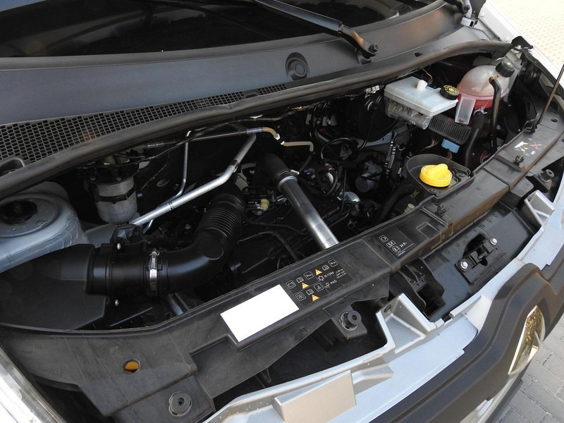 Leasing Renault MASTER FURGON BRYGADÓWKA  7 MIEJSC TEMPOMAT KLIMATYZACJA  130KM Renault MASTER FURGON BRYGADÓWKA  7 MIEJSC TEMPOMAT KLIMATYZACJA  130KM: gambar 19