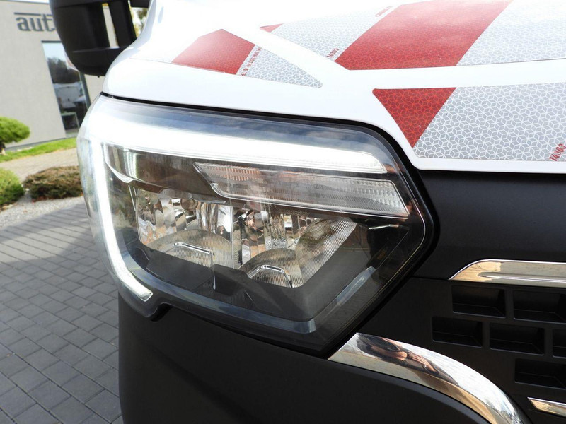 Van jungkit, Van kombi Renault Master: gambar 19